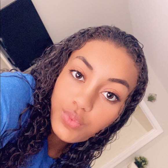 aydrienne04